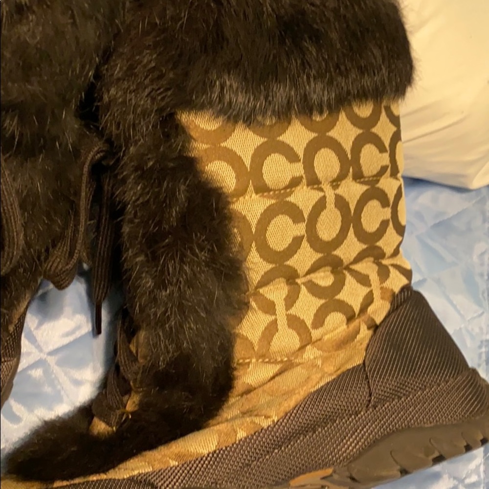 Women’s size9 Coach brown boots